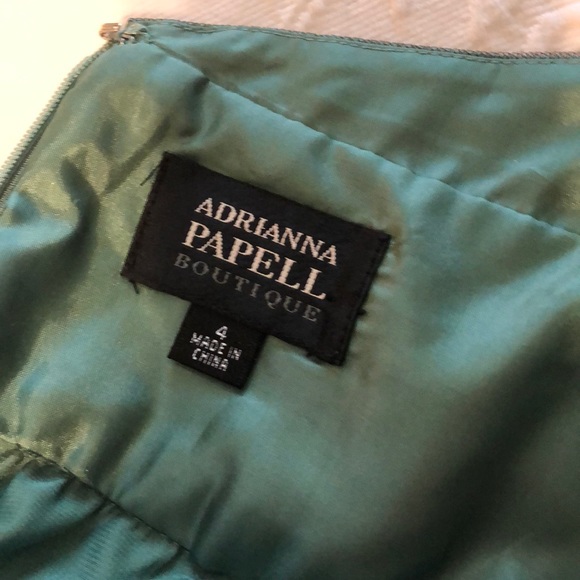 Juniors Emerald green/brown/gold haltered dress - Picture 6 of 7